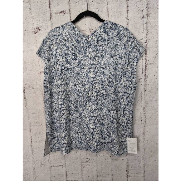 MM Lafleur Tops - NWT MM LAFLEUR Townsend Top in Indigo Marble. Women’s Size L
